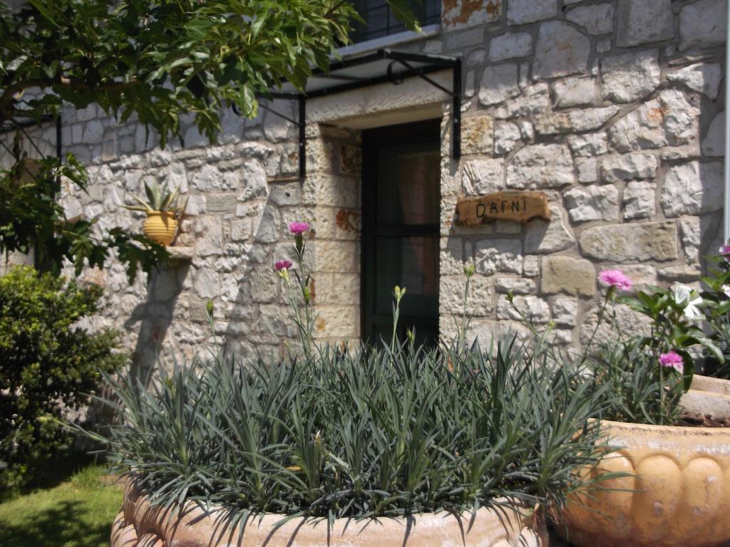 Sivros Stone Cottages ภายนอก รูปภาพ