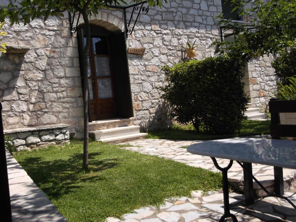 Sivros Stone Cottages ภายนอก รูปภาพ