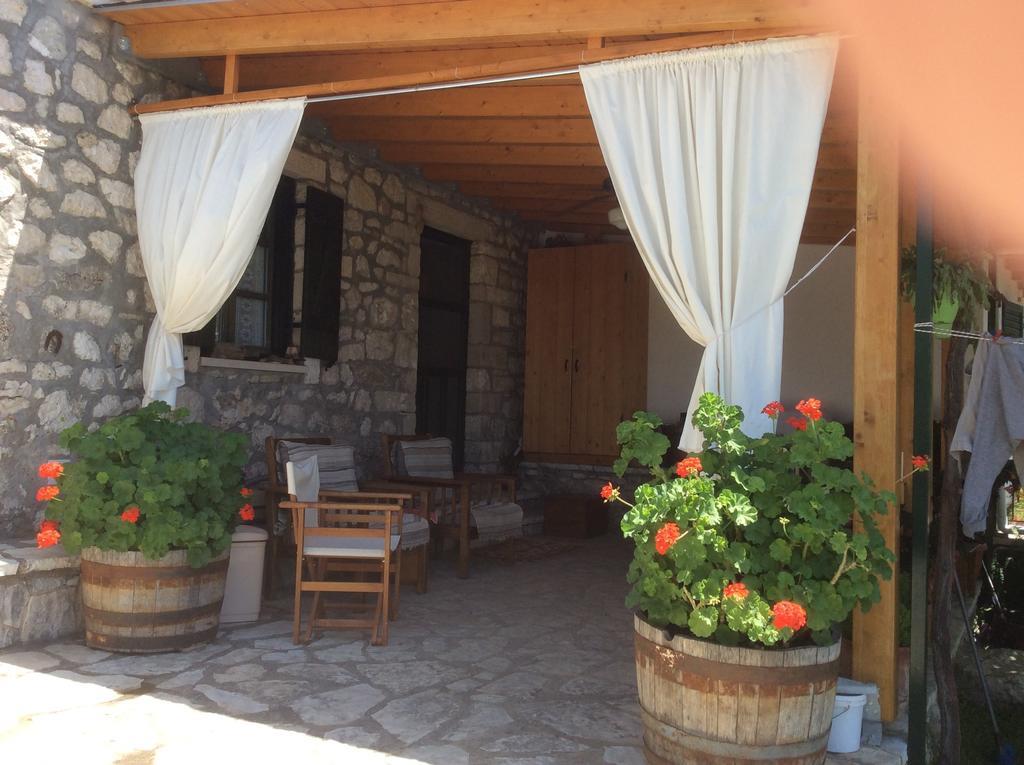 Sivros Stone Cottages ภายนอก รูปภาพ