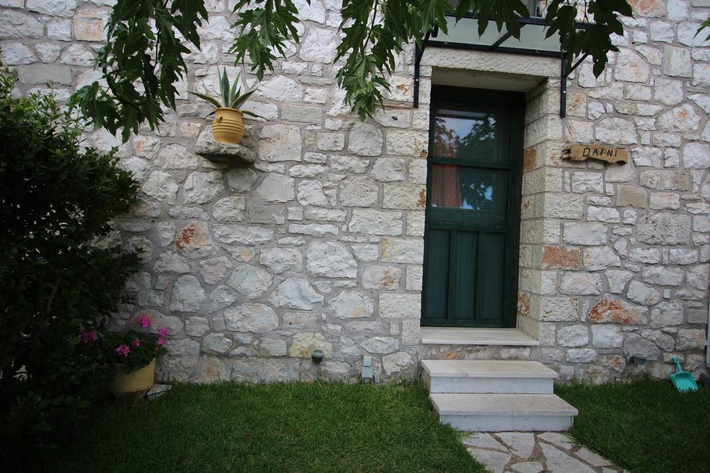 Sivros Stone Cottages ภายนอก รูปภาพ